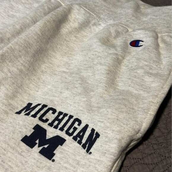 Michigan Champion Sweatpants – White – Size Medium - Picture 2 of 4